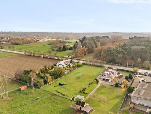                                         Bouwgrond te koop in Essene, € 465.000

