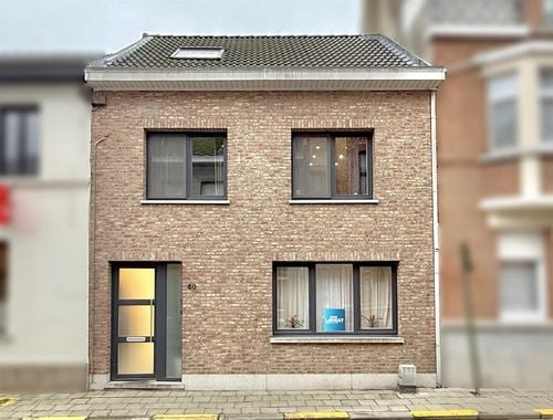                                         Maison à vendre à Lippelo, € 420.000
