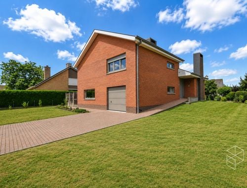                                         Villa te koop in Oostkamp, € 468.000

