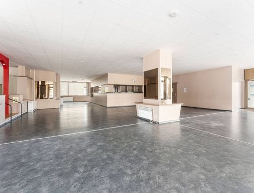                             Bien commercial à vendre à De Panne
