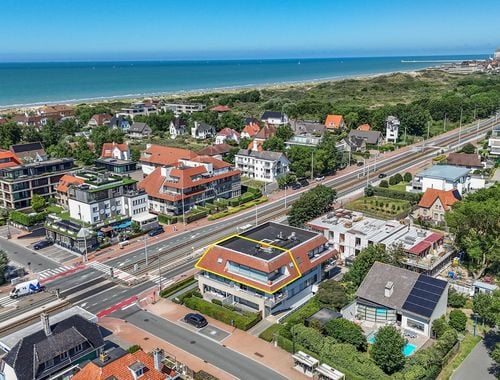                                         Appartement te koop in Oostduinkerke, € 750.000
