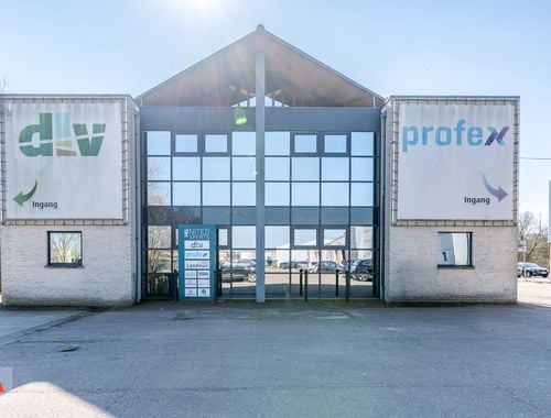                             Immeuble de bureaux à vendre à Turnhout
