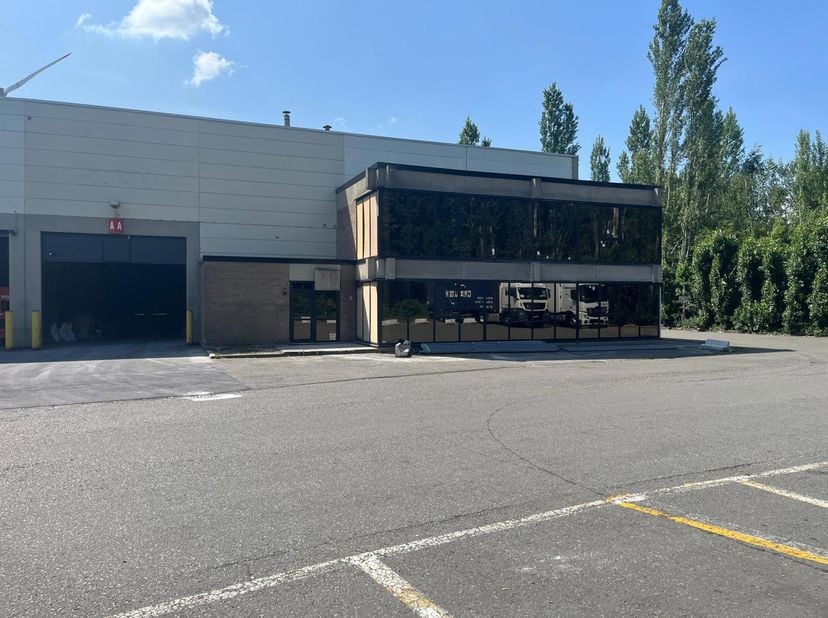 Bedrijfsvastgoed te huur in Luithagen-Haven 2,
                    2030 Antwerpen