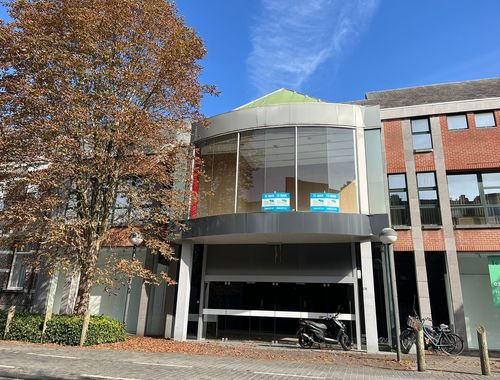                                         Espace de bureaux à louer à Mol, € 2.200
