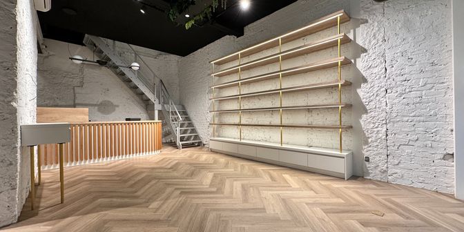 Bedrijfsvastgoed te huur in James Ensorgalerij 24, 8400 Oostende