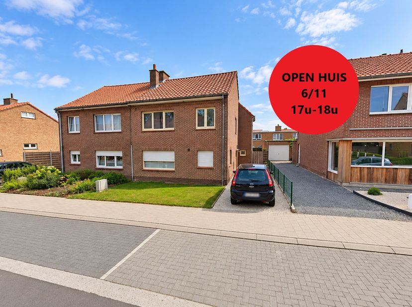 Huis te koop in Hofbouwstraat 32,
                    9930 Zomergem