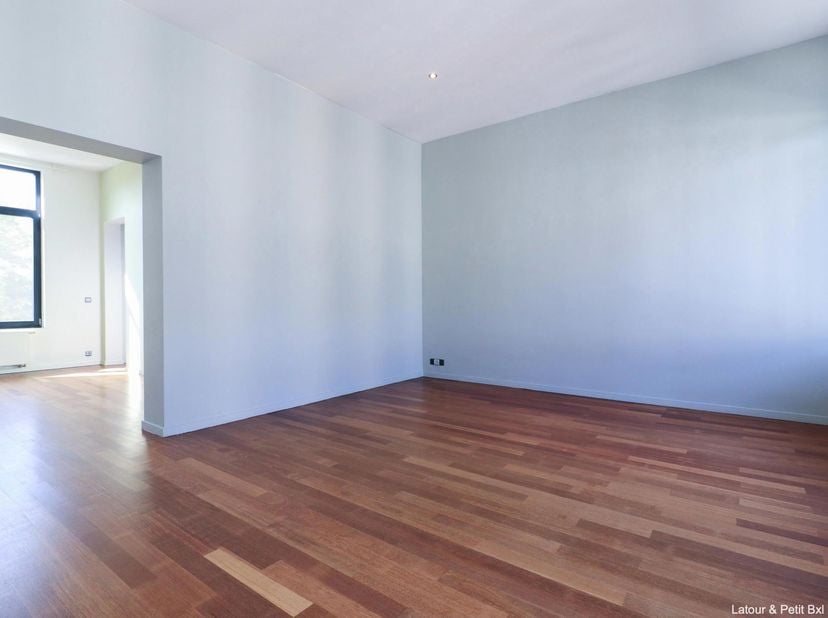 Appartement te huur in ,
                    1050 Elsene