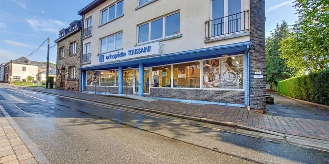 Bien professionnel à vendre à Avenue Herbofin 13, 6800 Libramont
