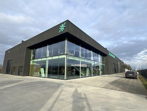                                         Bâtiment d’entreprise à louer à Lokeren, € 14.395
