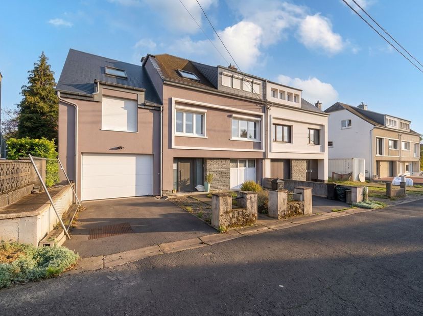 Maison à vendre à rue des Tilleuls 97,
                    6700 Arlon