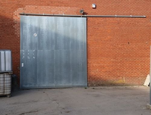                                         Entrepôt à louer à Waregem, € 1.000
