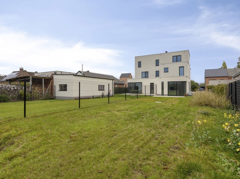 Huis te koop in Eendebroekstraat 30,
                    3012 Wilsele