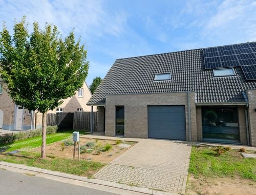                                         Woning te huur in Eeklo, € 995
