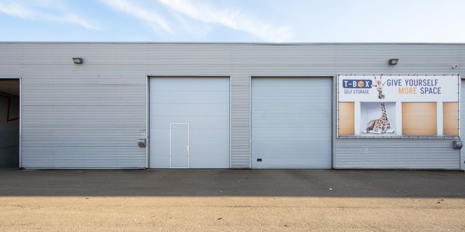 Bien professionnel à louer à Industriepark "De Bruwaan" 65, 9700 Oudenaarde
