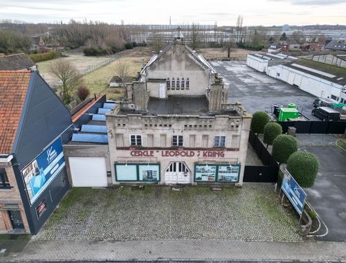                                         Maison exceptionnelle à vendre à Wevelgem, € 425.000
