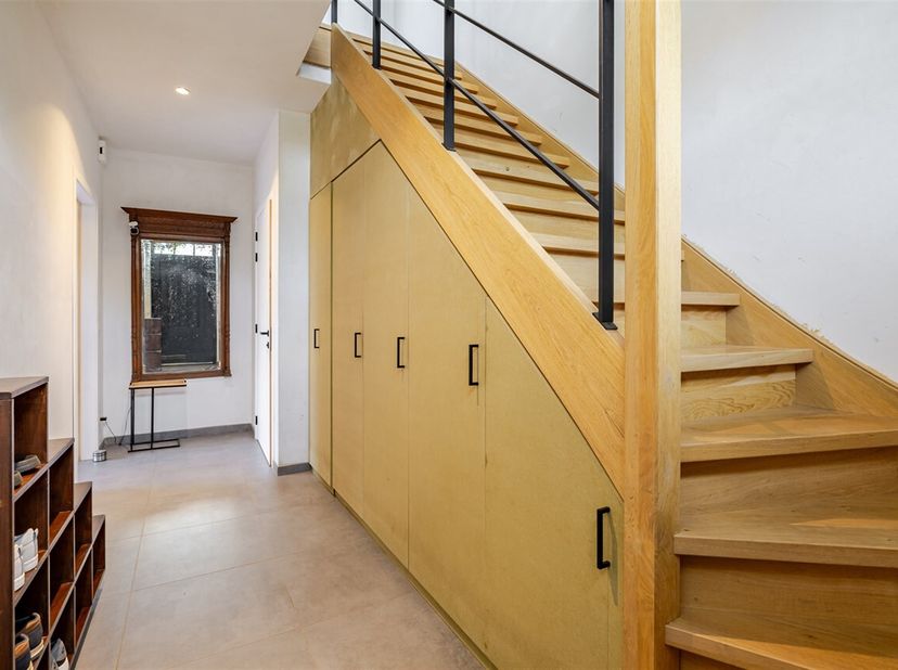 BEZOEKMOMENT WOENSDAG 19/08 TUSSEN 16U-18U30 (ENKEL OP AFSPRAAK).<br />
Deze prachtige nieuwbouwwoning te Stekene biedt een ideale combinatie van comf