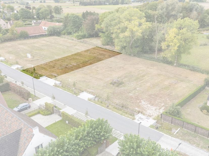 Te koop Lot 1: Exclusieve bouwgronden zonder bouwverplichting in idyllisch Middelburg (Maldegem)<br />
Droomt u van bouwen op een toplocatie zonder dr