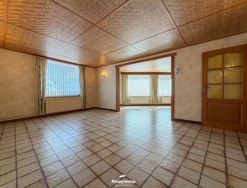                                        Maison à vendre à Guignies, € 219.000
