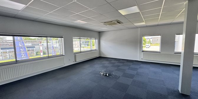 Bien professionnel à louer à Terbekehofdreef 24, 2610 Wilrijk
