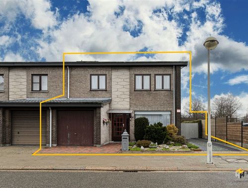                                         Maison à vendre à Berendrecht, € 329.000
