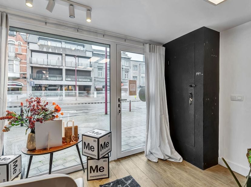 Huis te koop in Kortrijkstraat 14,
                    9800 Deinze