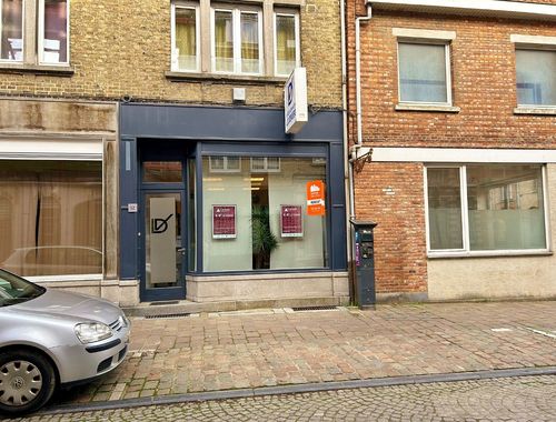                                         Kantoor te huur in Ieper, € 475
