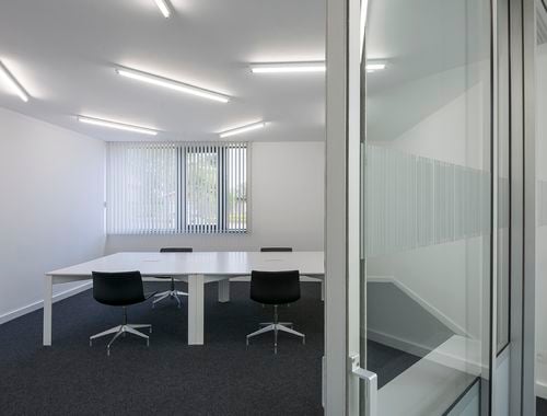                                         Bureaux à louer à Torhout, € 939,25
