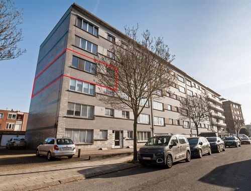                                         Appartement te koop in Merksem, € 205.000
