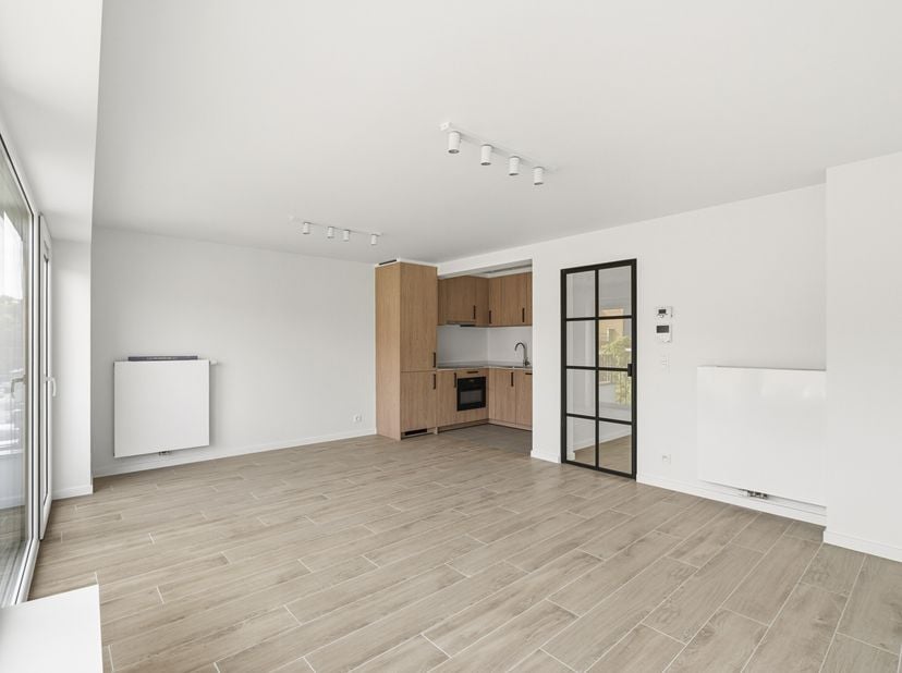 Beschikbare appartementen in Residentie Julie Dit appartement op het 2de verdiep maakt deel uit van de kleinschalige Residentie Julie, een project dat