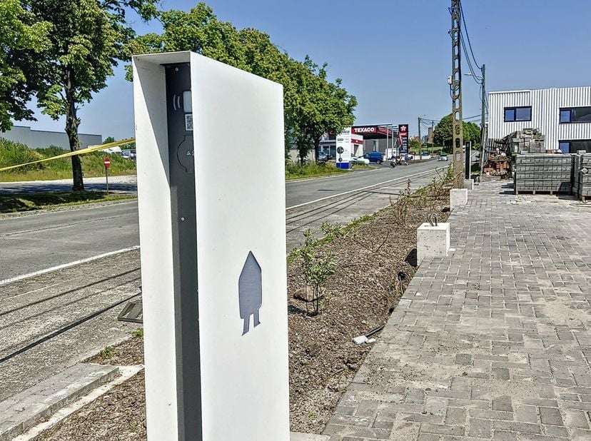 Bien professionnel à louer
                    à 8570 Vichte