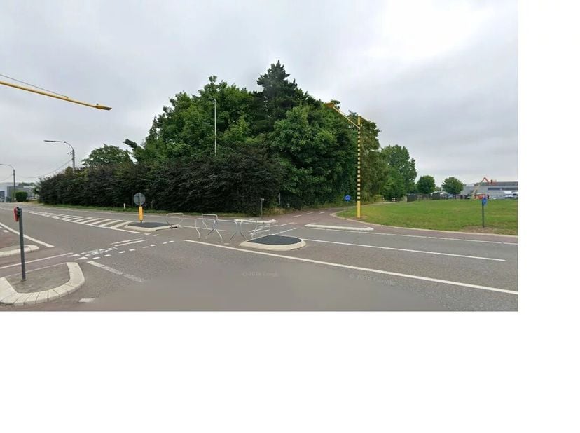 Terrain à vendre à MAASTRICHTERSTEENWEG 459,
                    3700 Berg