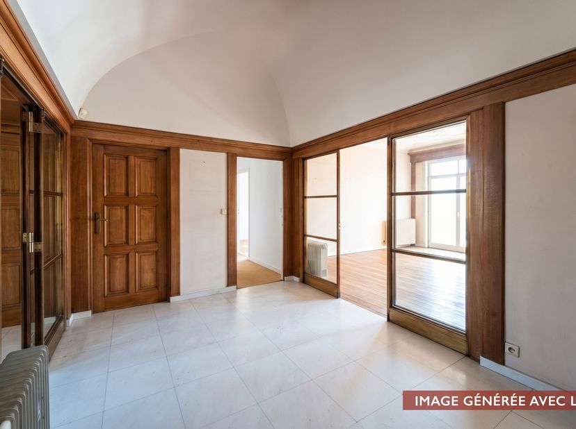 SINT-PIETERS-WOLUWE, op een steenworp afstand van het Woluwe Park, prachtig en ruim APPARTEMENT (2 slaapkamers/1 bureau/1 badkamer) van ±211 m² met te