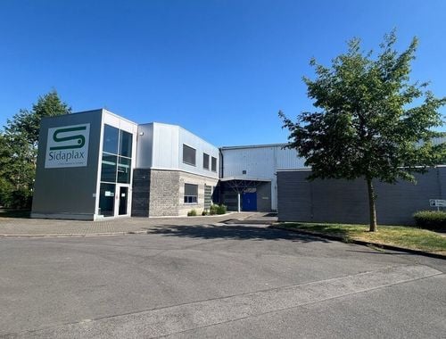                                         Bâtiment d’entreprise à louer à Oostakker, € 36.000
