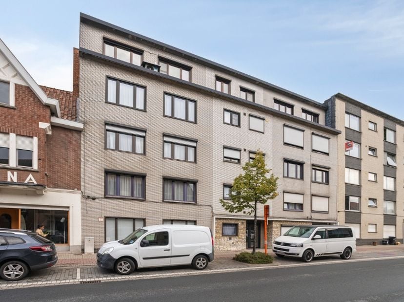 Appartement te koop in Kortrijksesteenweg 44 bus 10,
                    8530 Harelbeke