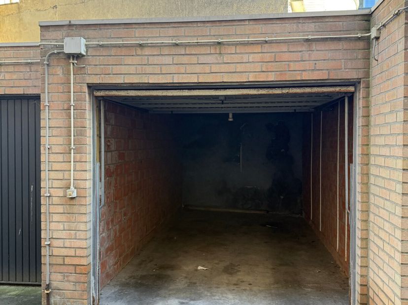 Garage à vendre
                    à 8400 Oostende