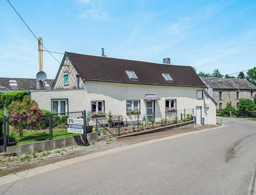                                         Maison à vendre à Somme-Leuze, € 149.000
