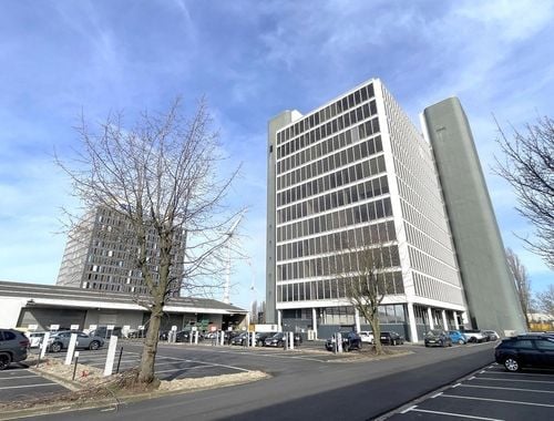                                         Bureaux à louer à Antwerpen, € 7.718,33
