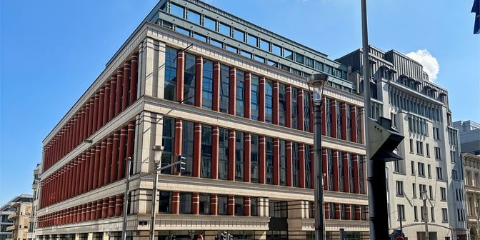 Bien professionnel à louer à Rue de la Loi 62, 1040 Etterbeek