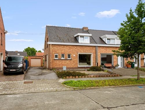                                         Woning te koop in Harelbeke, € 210.000

