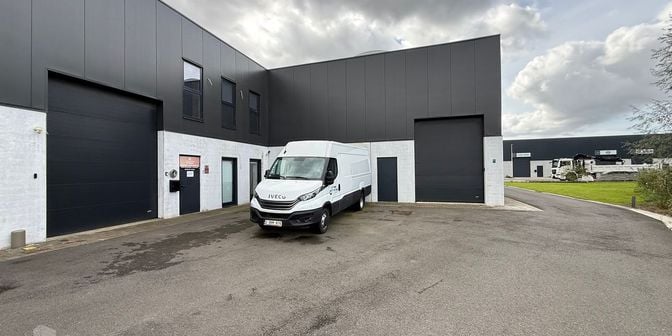 Bedrijfsvastgoed te huur in Triphonstraat 3, 9060 Zelzate