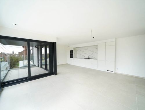                                         Appartement à vendre à Montigny-le-Tilleul, € 248.000
