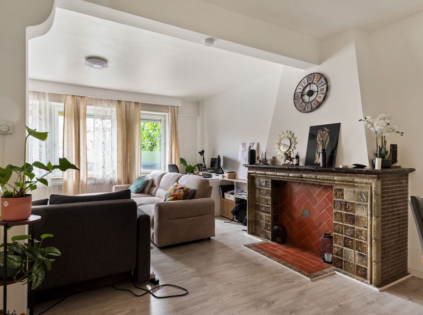 Appartement te koop in Bisschoppenhoflaan 185 bus 001,
                    2100 Deurne