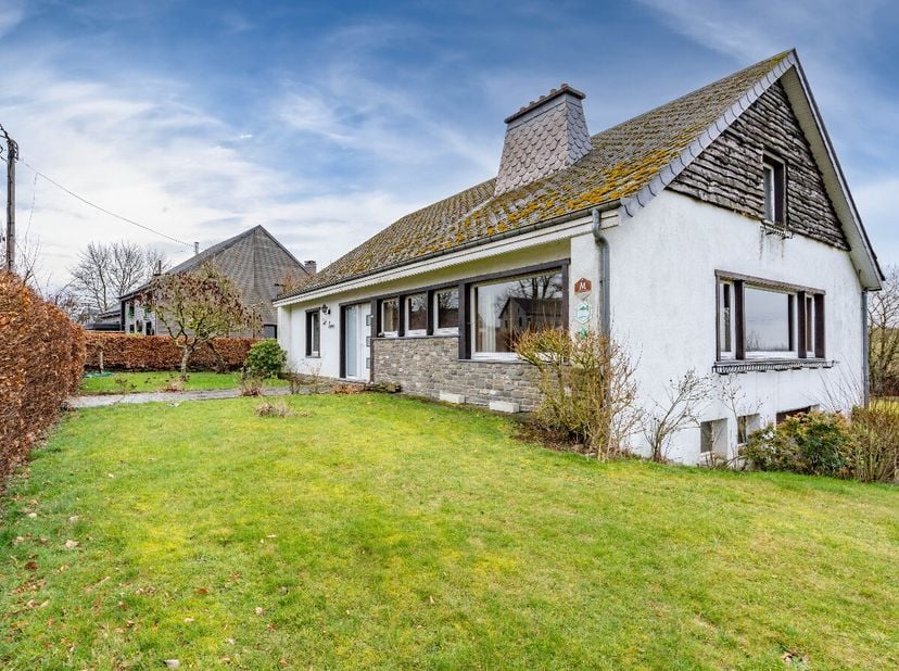 Huis te koop in Rue du Hérou - Nadrin 1,
                    6660 Nadrin