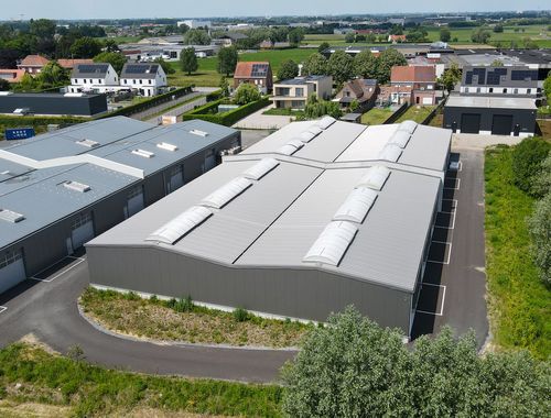                                         Bedrijfsgebouw te koop in Ingooigem, € 232.320
