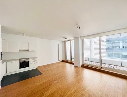                                         Studio te huur in Brussel, € 1.050
