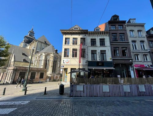                                         Duplex te huur in Brussel, € 1.200
