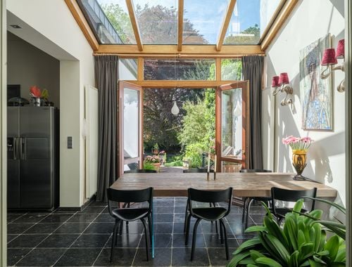                                         Maison de maître à vendre à Uccle, € 1.650.000

