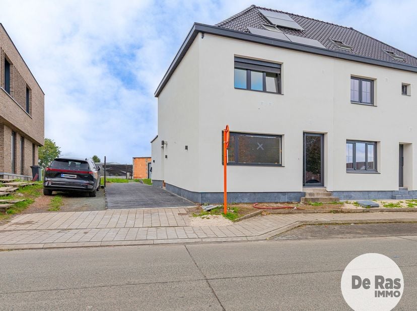 Huis te koop in Molenhoek 1a,
                    9340 Smetlede