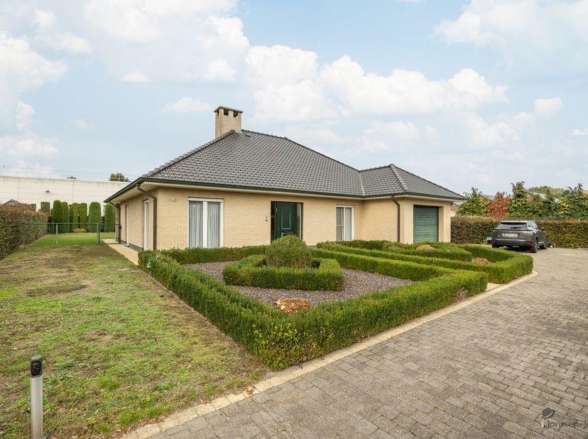 Huis te koop in Jules Vincartpark 83,
                    9220 Hamme