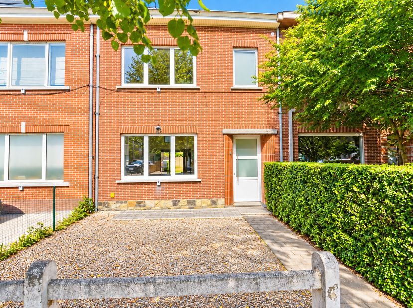 Huis te koop in Lindestraat 10,
                    9090 Melle